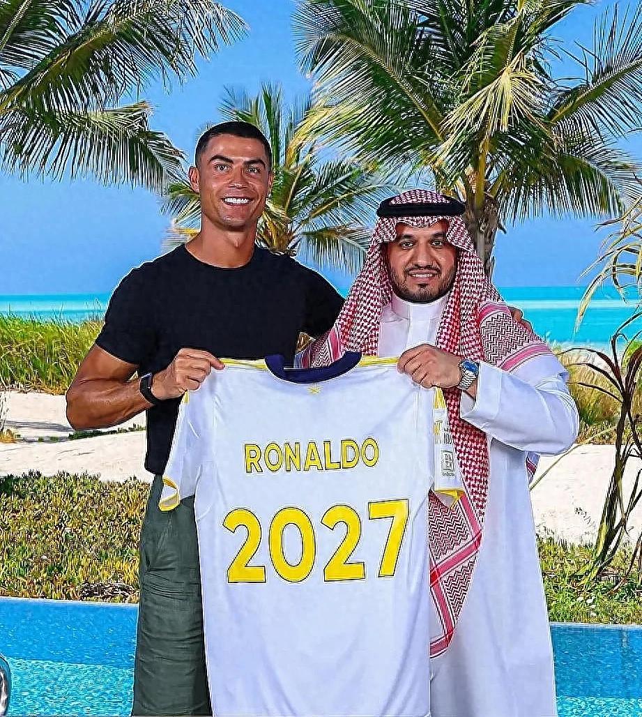 c罗在哪个足球俱乐部：C罗与沙特的利雅得胜利（Al-Nassr）俱乐部达成了新的续约协议